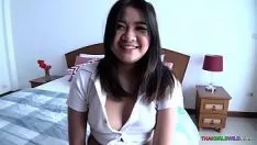 Jouer Précieuse grosse miss siamoise se fait prendre pour sucer sashay et se faire baiser le titre d'aboyeur
