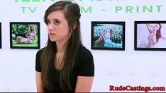 تشغيل الرقم الحقيقي للعبودية في سن المراهقة يمارس الجنس بشدة عند ممارسة الجنس معه