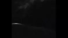Abspielen Wir legten einen Mantelabwurf in den Back-Off1000 und gingen los. der Mond war so hell, dass die Nachbarn uns sicher sehen konnten. sie war so wild, dass sie mich und den Mantel durchnässt hat!