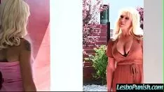 Reproducir Lez hot missy (elsa dungaree & ryan conner) recibe sexo amonestado con juguetes por pensar en lesbo mov-12