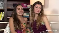 Redare Bebelușii Tribade iubesc distracția cu orificii