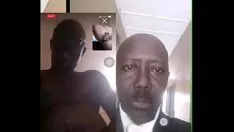 Abspielen Ebenezer osei ghanaischer Mann ohne fremde Hilfe Videoaufzeichnung Onanie