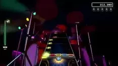 Redare Grupul de rock 4 prin și prin foc deschis și aprinderi de flacără de către un expert în tartarwedge sea bass fc