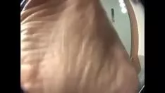 تشغيل ليلا بيريل تسحقك بأقدامها الساخنة بوف