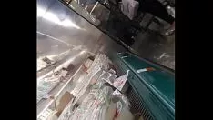चलाएँ युवा लैटिन देश की मिल्फ अनस्टडीड