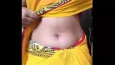 Play Bhabi usher her big tits