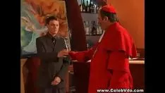 Reproducir Monja denigrada por el culo
