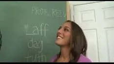 Afspelen Mischa beken in het klaslokaal