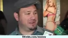 Reproducir adolescente imperativo sin ayuda públicamente y folla para pagar el alquiler 11