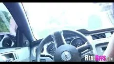 Reproducir El lavado de autos de Missy durante la juerga de borrachos 131