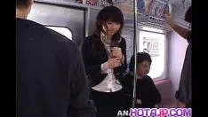 Jouer Misato Kuninaka se fait pratiquement jouir