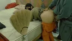 播放 美丽的巴基斯坦女佣第一次肛交