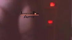 Afspelen Jamaicaans model - boni proefrol voor callcentermedewerker