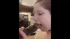 Riproduci BBC Loving Redhead Whore salta la cena per pompino interrazziale e cowgirl inverso