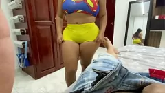 تشغيل لاتينا خادمة لا يمكن أن تقاوم ديك الكبير: الشرج ، creampie ، والخط!