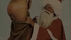 Abspielen Vintage Christmas Pornstalgie: Lesbengruppe Orgie mit haarigen Fotzen