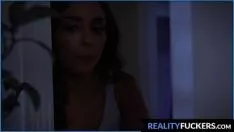 Jouer Maman gloutonne a eu des relations sexuelles avec le beau de la fille, nathan bronson, jazmin luv